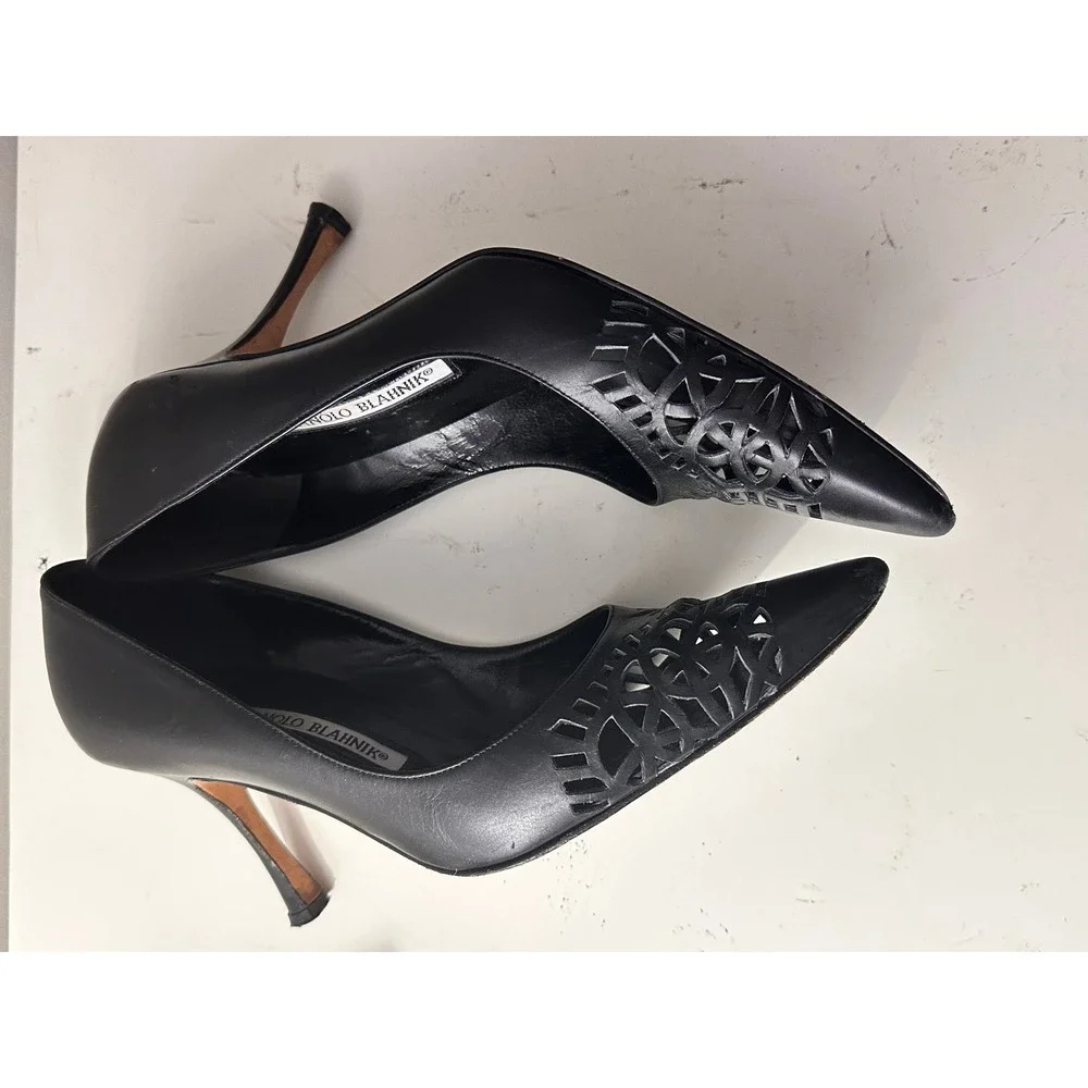 Manolo Blahnik Black Leather Laser Cut Geometric‎ Pointed Toe Pumps Stiletto 37
